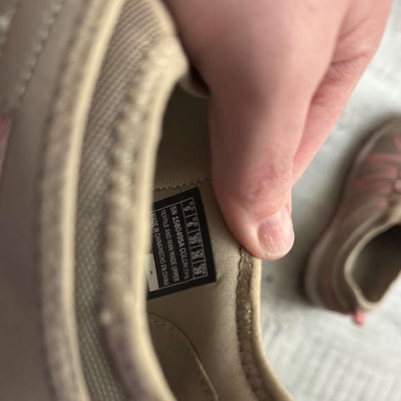 Merrell Women's Tan and Pink Sneakers - Picture 3 of 4